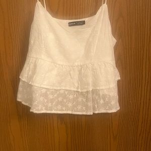 Crop top tank top lace detail
